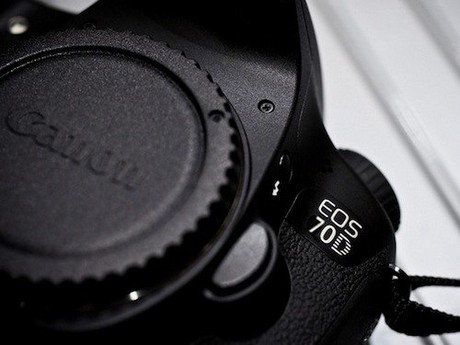 Canon EOS 70D có thể ra mắt trong tháng 7