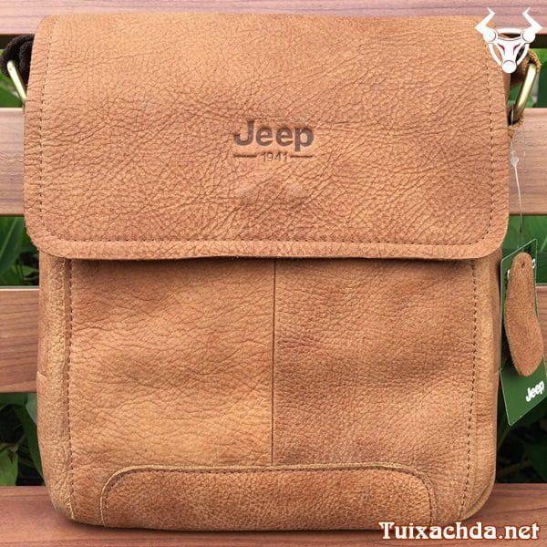 tui-deo-cheo-nam-jeep-nap-day-phong-cach-bui-bam
